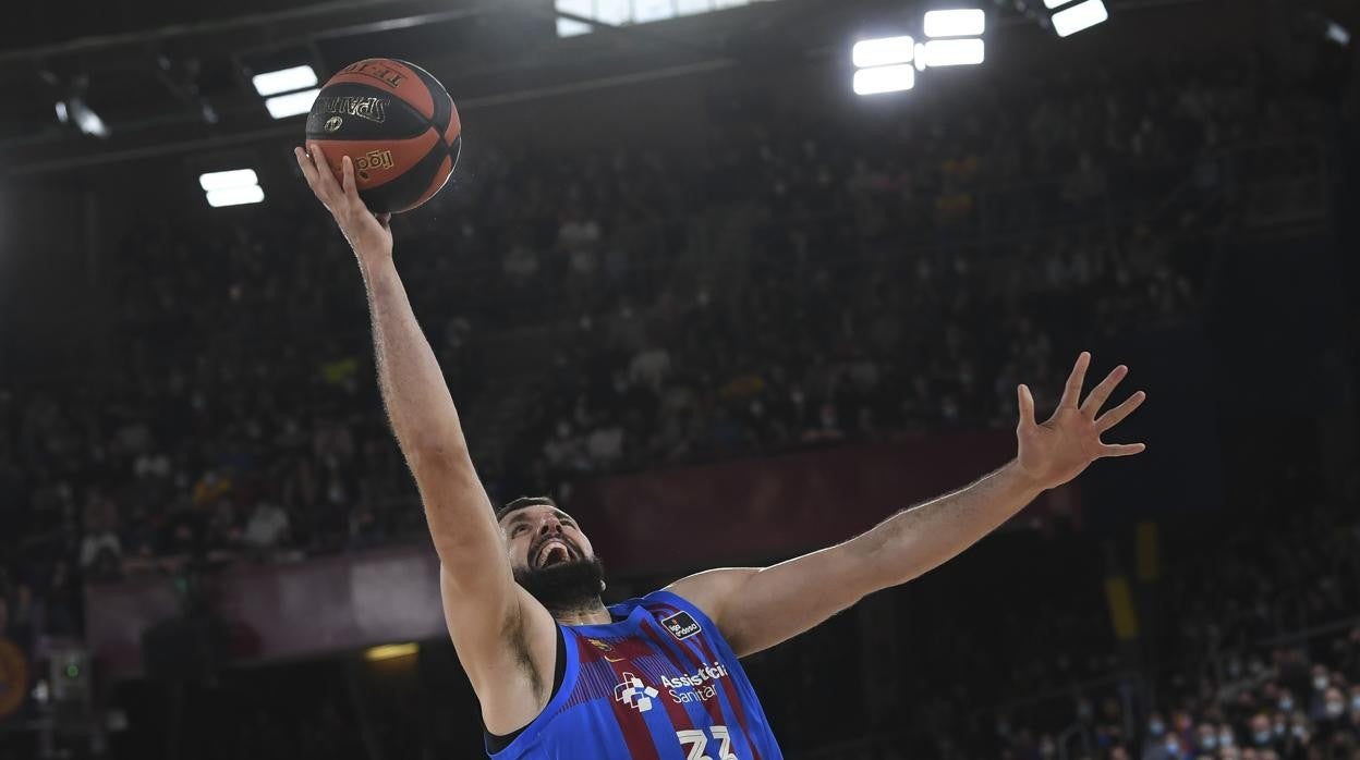 El Barça no da opción al Bilbao Basket