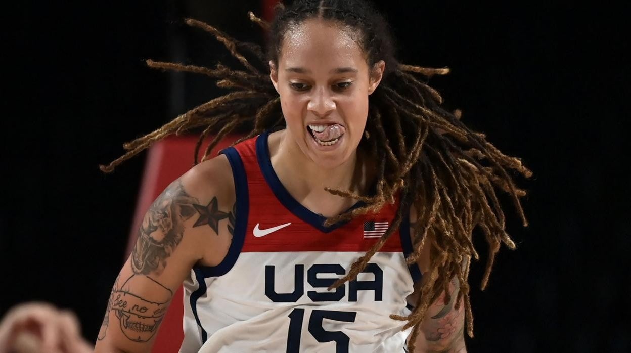 Brittney Griner y Víktor But