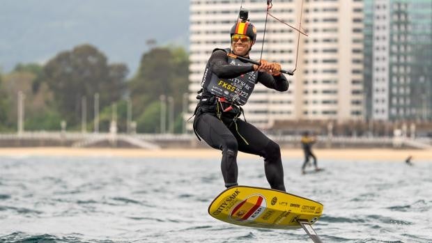 Alejandro Climent se coloca líder la primera jornada de la Cutty Sark Spirit of Adventure en Gijón