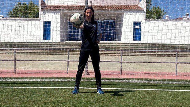 Beatriz Galán, la entrenadora que rompe los estereotipos del fútbol