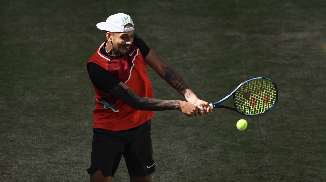 Kyrgios, en el encuentro de octavos de final ante Tsisipas en Halle