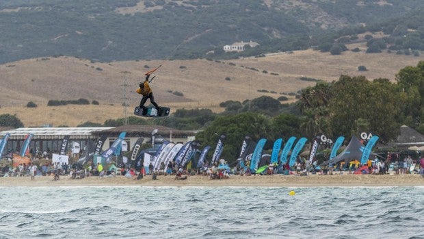 Los mejores riders vuelven a Tarifa con el Mundial Big Air