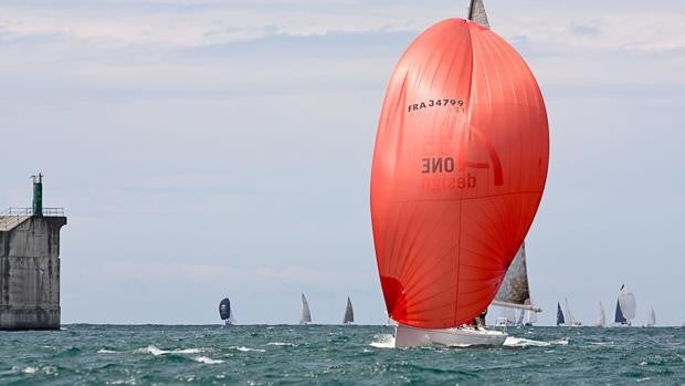 El «Tchin Tchin» participará en la Cowes-Dinard