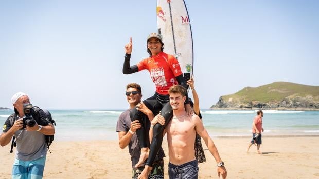 Teresa Bonvalot y Adur Amatriain, campeones del Patín Classic Pro