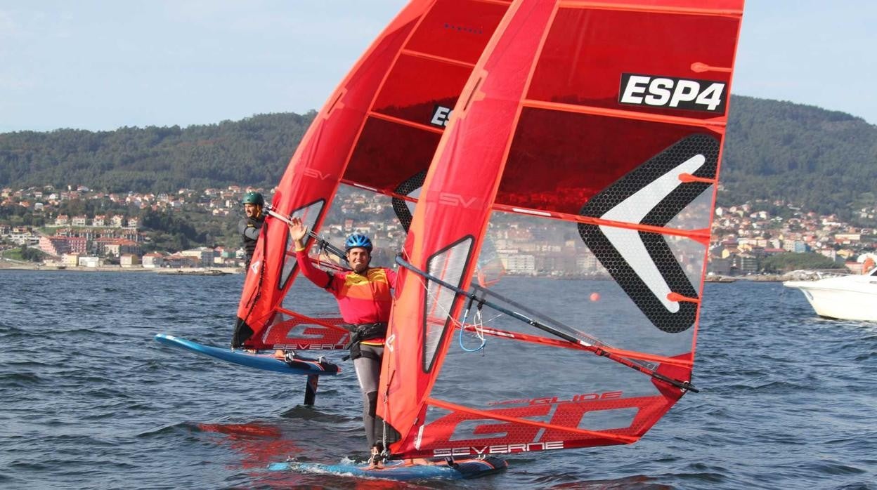 Tomás Vieito se impuso en el Campeonato Ibérico de Windsurf