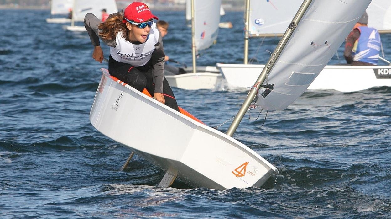 Blanca Ferrando lidera el Meeting Ciudad de Vigo tras una jornada con dos mangas