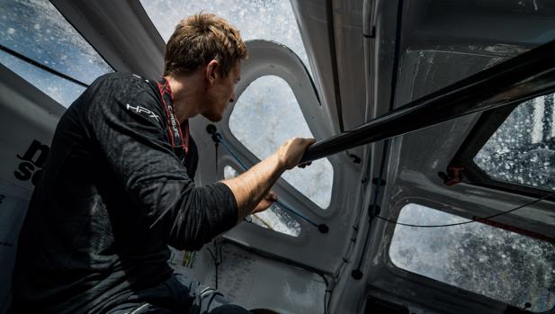 La flota de The Ocean Race ha ganado sur hasta los 40 Rugientes con velocidades a ritmo de récord…