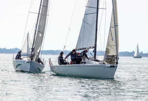 «Iser»manda en la J80 Winter Series RCNV y «Fertilis Sailing Team» se anota la segunda entrega