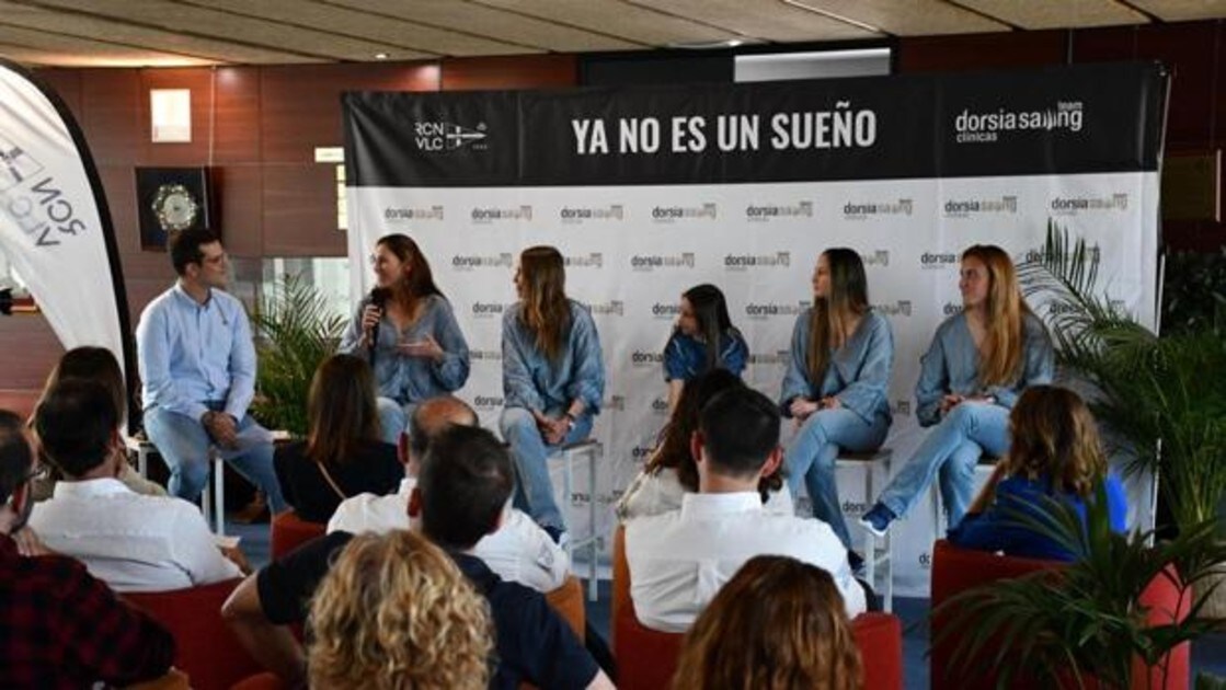 Presentación de la temporada 2023 del Dorsia Sailing Team en el RCN Valencia