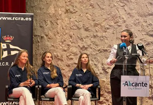 Alicante acogerá la final de la Liga de vela femenina con las mejores regatistas de España