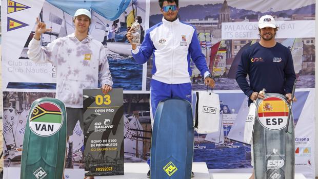 Lorenzo Boscheti ganador de las Go Sailing Shop FKSS 2023 Palamós