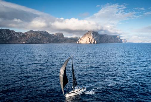 «I Love Poland» ganó la regata de altura de la PalmaVela mientras la flota alcanzó Cabrera y la Isla del Aire