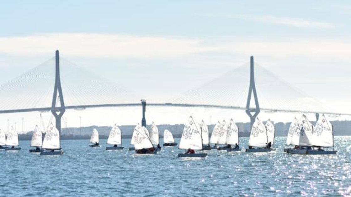 La bahía de Cádiz acoge este fin de semana el 32º Campeonato de Andalucía de Equipos de Clubes