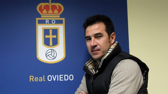 Del Olmo, director deportivo del Oviedo: «Estamos tranquilos»