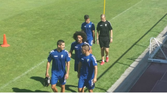 Cristian Márquez y Juanjo, dos más para la enfermería del Cádiz CF