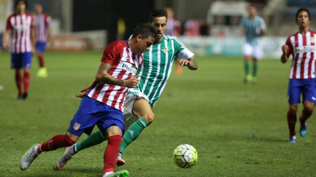 El equipo colchonero prolonga su hegemonía en Cádiz con la ‘Décima’ copa del Trofeo Carranza