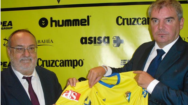 El Cádiz CF ya luce un &quot;AS&quot; en la manga