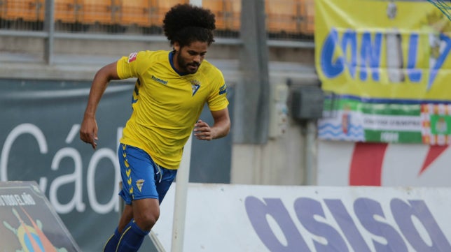 Uno a uno del Cádiz CF: Aridane se gradúa en el despropósito amarillo