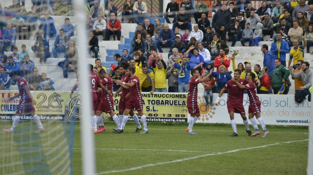 Los jugadores del Cádiz CF; uno a uno. Los centrales, claves