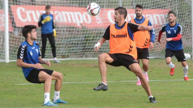 Cádiz CF-Betis B: El liderato pasa por el colista