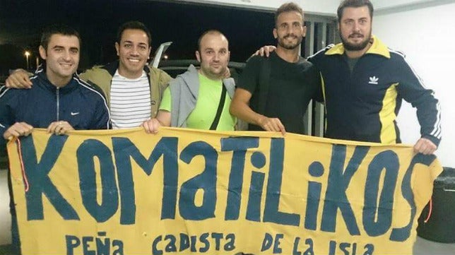 Peña Komatilikos. Ilusión cadista, ingenio amarillo