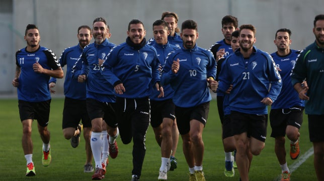 Josete, Garrido y Machado ya tienen el aviso del Cádiz CF