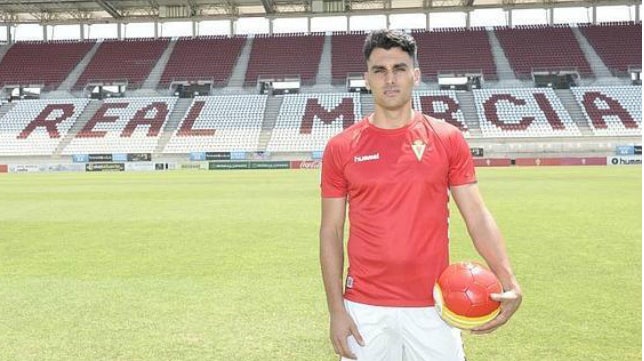 Real Murcia. Chavero regresa ante el Cádiz CF y Fernando será baja