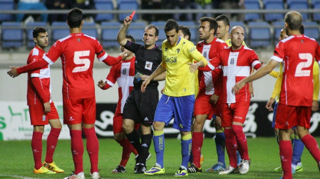 López Puerta, el árbitro del error informático, juez del Cádiz CF-UCAM