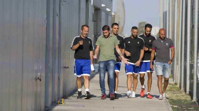 Cervera empieza a perfilar su nuevo Cádiz CF