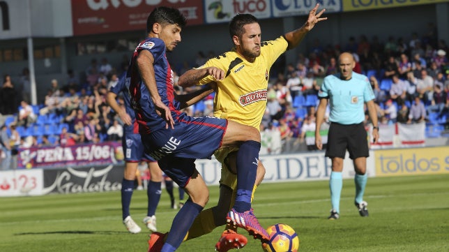 El Huesca llega embalado a Carranza