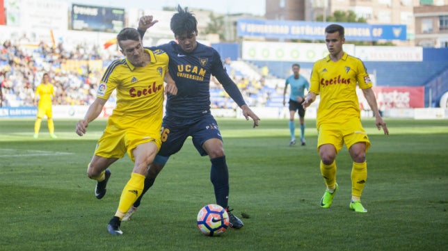 UCAM Murcia-Cádiz CF (1-1): La partida acaba en tablas