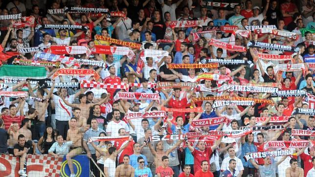 Biris Norte pide el apoyo del sevillismo para alentar el sábado al filial