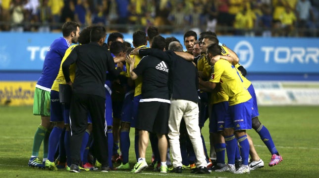 CD Tenerife-Cádiz CF: El gol marca el camino a la final