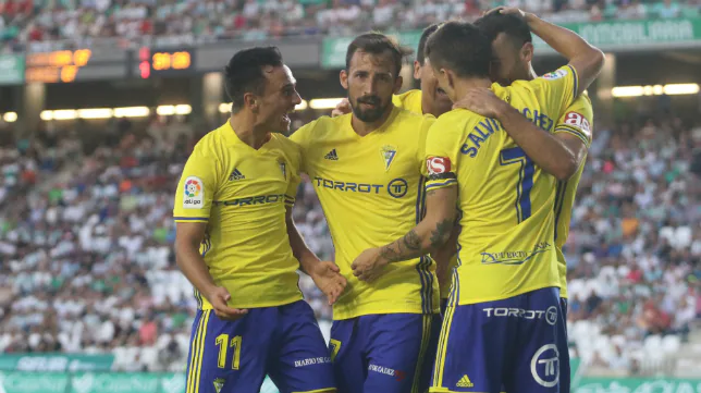 Barral y Alvarito asumen el gol