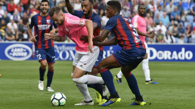 Cádiz CF contra SD Huesca: Horario, fecha, TV y donde seguir online