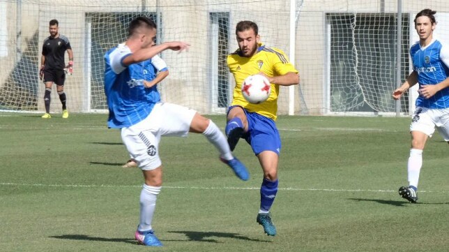 (CRÓNICA) Cádiz CF B 0-0 Guadalcacín: Nuevo derbi, nuevo punto