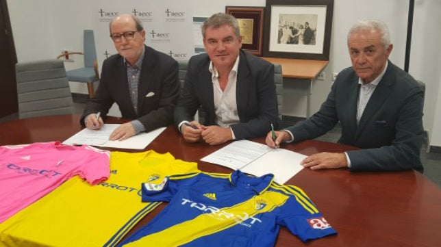 El Cádiz CF y su lucha contra el cáncer