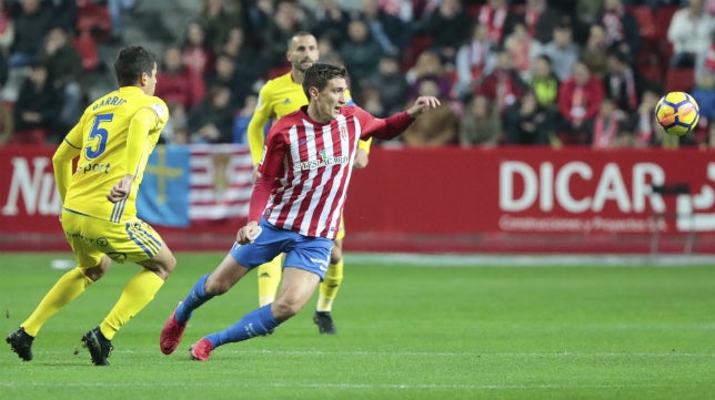 El Cádiz CF da un zarpazo para seguir soñando