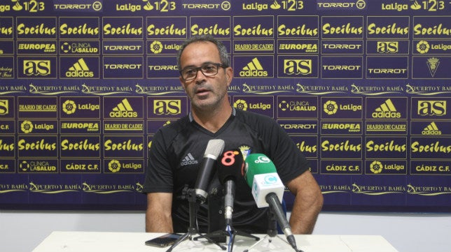 Cervera: «No me gusta jugar ante un equipo que ha cambiado de entrenador»