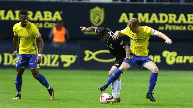 Cádiz CF-Sevilla FC (0-2) Rico, Banega y la medicina de las alas