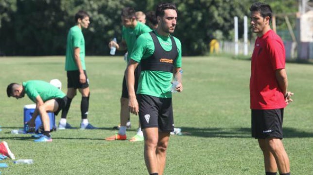 Aguza y Jovanovic, dudas del Córdoba para visitar al Cádiz CF