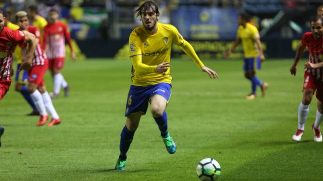 Eugeni, de ni jugar en el Cádiz CF a fichar por un Primera