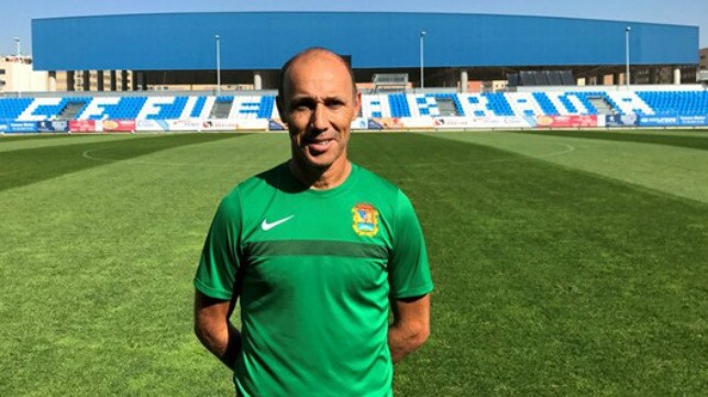 Antonio Calderón entrenará en Egipto