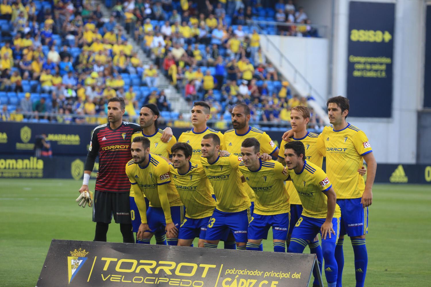 Los jugadores del Cádiz CF, uno a uno: Sin ideas ni puntería