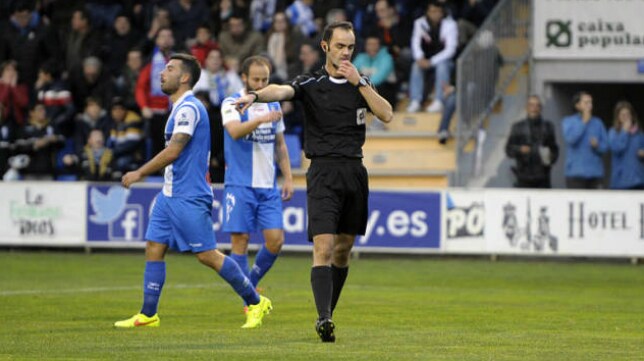 Collado López arbitrará al Cádiz CF B en Yecla