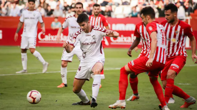 El Albacete pierde a Barri por una lesión muscular