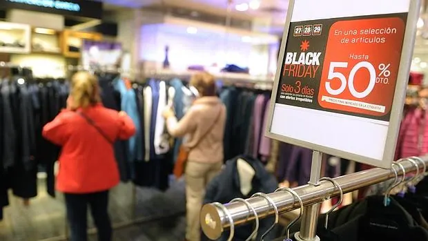 Compras en comercios durante el «Black Friday» de 2014