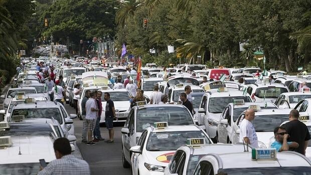 Protesta del sector del taxi contra la liberalización del sector