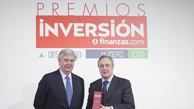 Florentino Pérez, presidente de ACS, premio a la empresa cotizada más rentable en los últimos premios de Finanzas