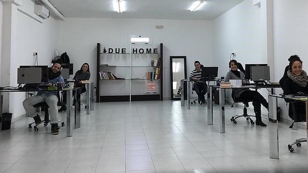 El equipo del comercio online de muebles Due Home